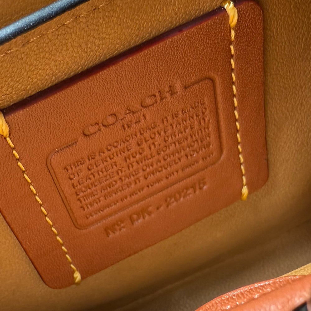 Coach 1941 Small Dinky Tea Rose Appliqué Crossbody in Glovetanned Leather - Picture 13 of 15